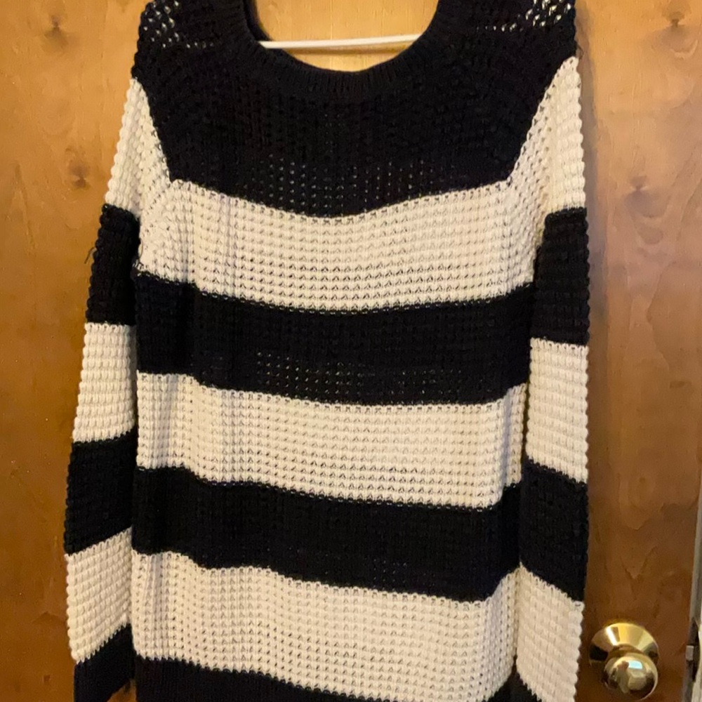 Chic Black and White Striped Sweater